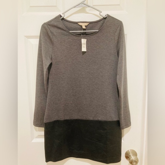 Banana Republic Dresses & Skirts - NWT Banana Republic Petite 0P Charcoal and Black Dress